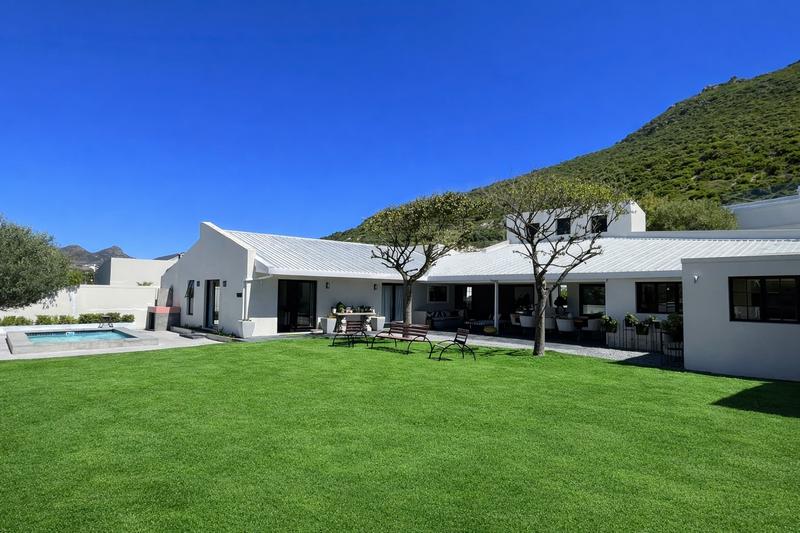 4 Bedroom Property for Sale in Northshore Western Cape